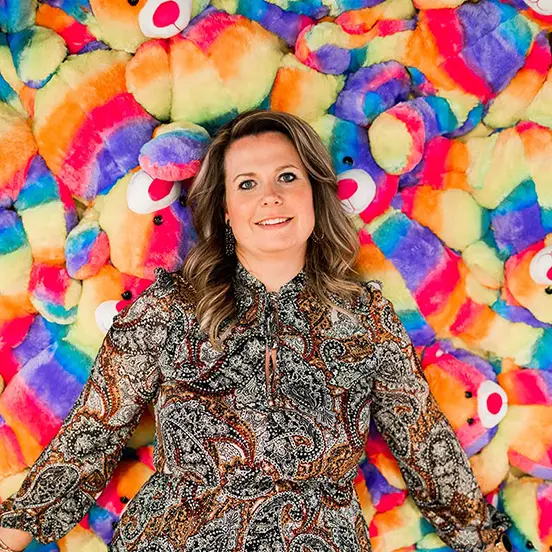 Viola met regenboog teddyberen